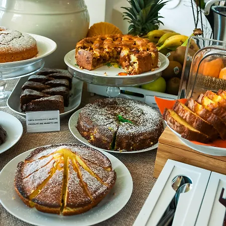 La Reginella Hotel 2*