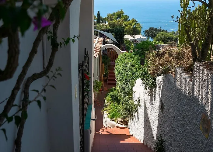 Hotel La Reginella 2*