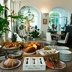 La Reginella Hotel 2*