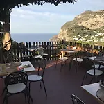 La Reginella Hotel 2*